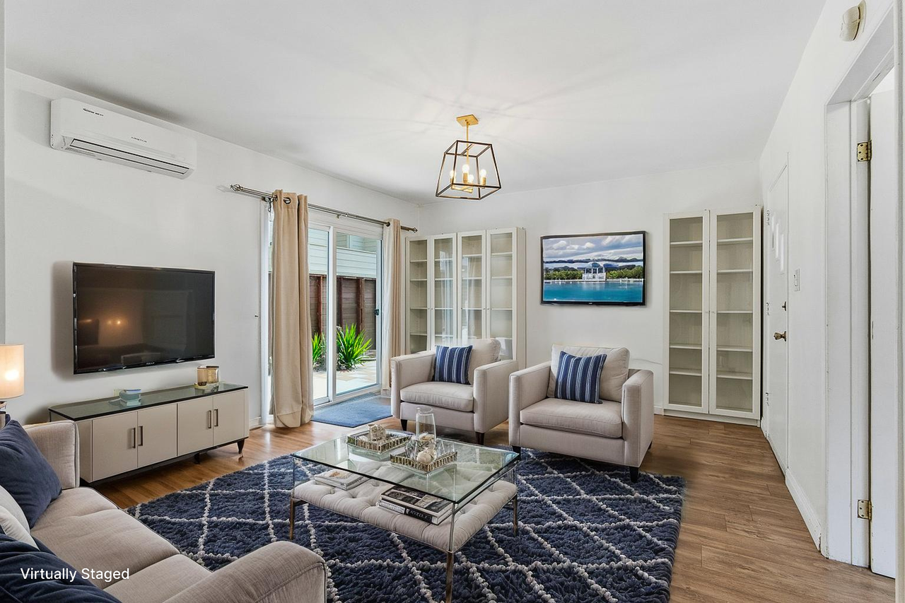 904 S Marengo Ave #904 - Photo 4 of 47