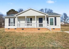 114 Yoda Dr - Photo 1 of 1