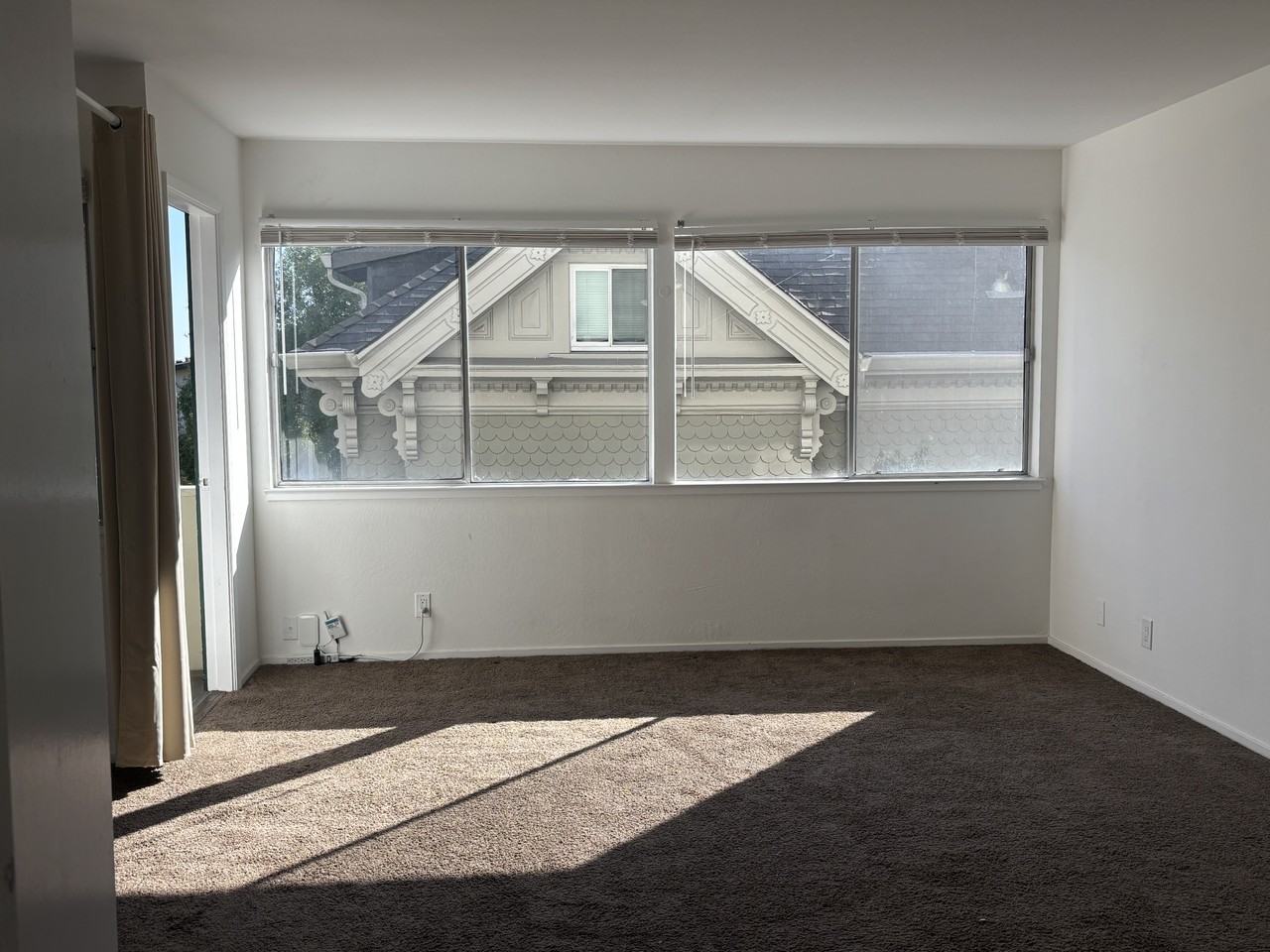 1330 Sacramento St #13 - Photo 7 of 35