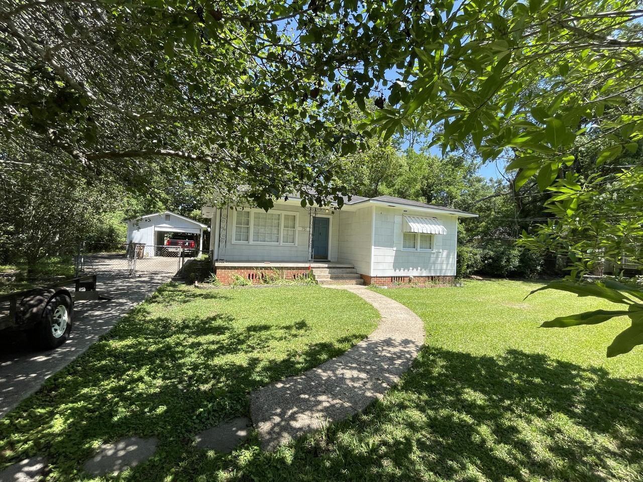 751 Farnell Ln #NA - Photo 2 of 12