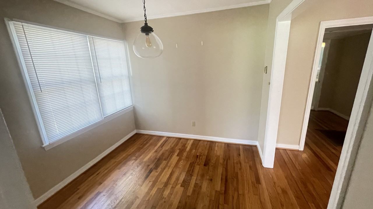 751 Farnell Ln #NA - Photo 4 of 12