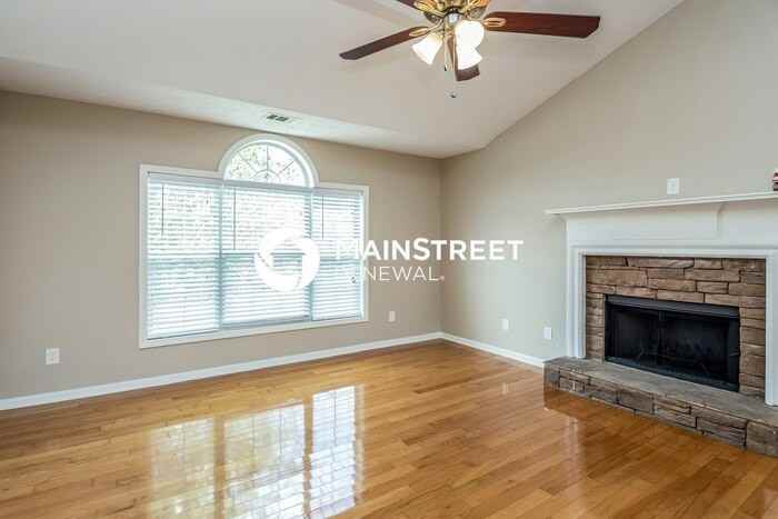 3040 Reynolds Run - Photo 3 of 17