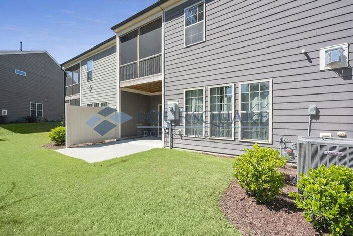 411 Daylin Dr - Photo 5 of 26