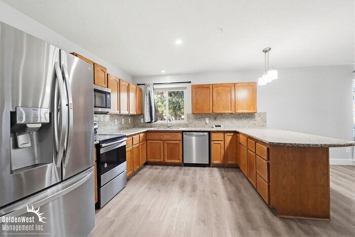 799 Beyer Way - Photo 7 of 20