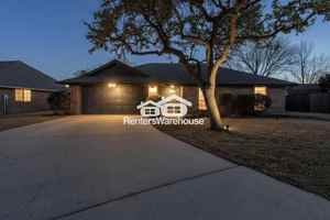 featured image of 3316 Brooke St