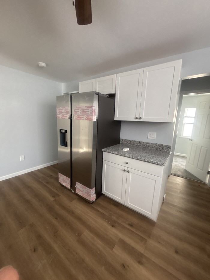 11949 3rd Ave - Photo 4 of 9