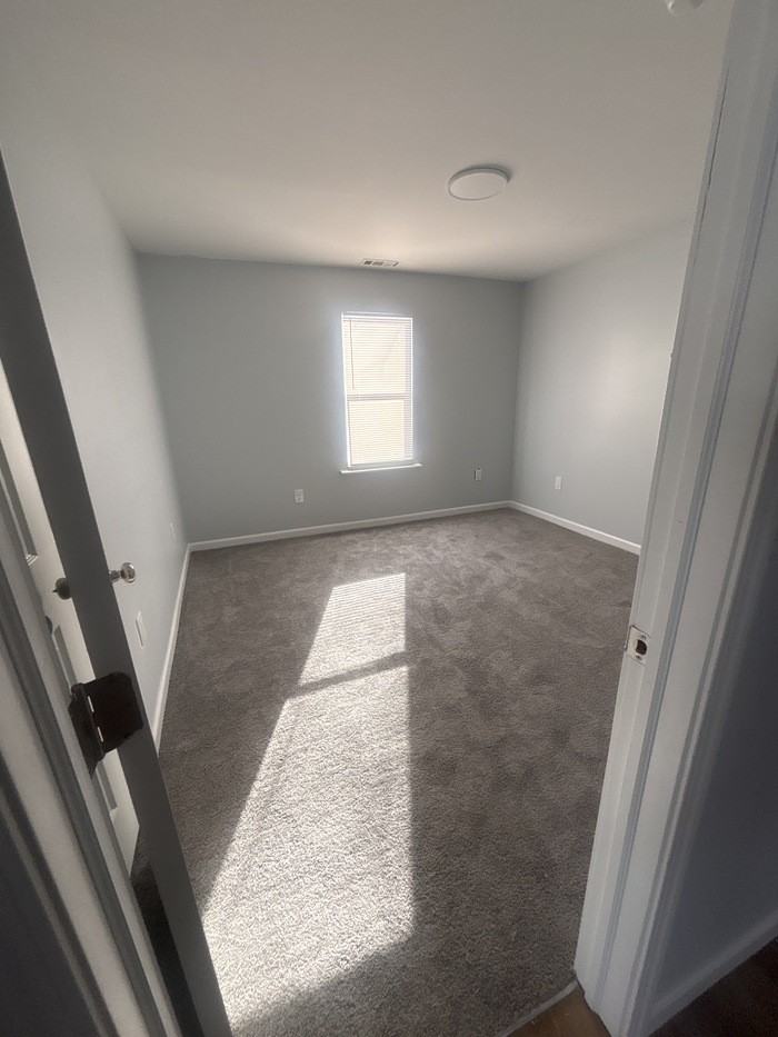 11949 3rd Ave - Photo 5 of 9