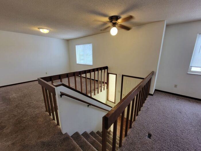 2910 14th Avenue Ct - Photo 3 of 18