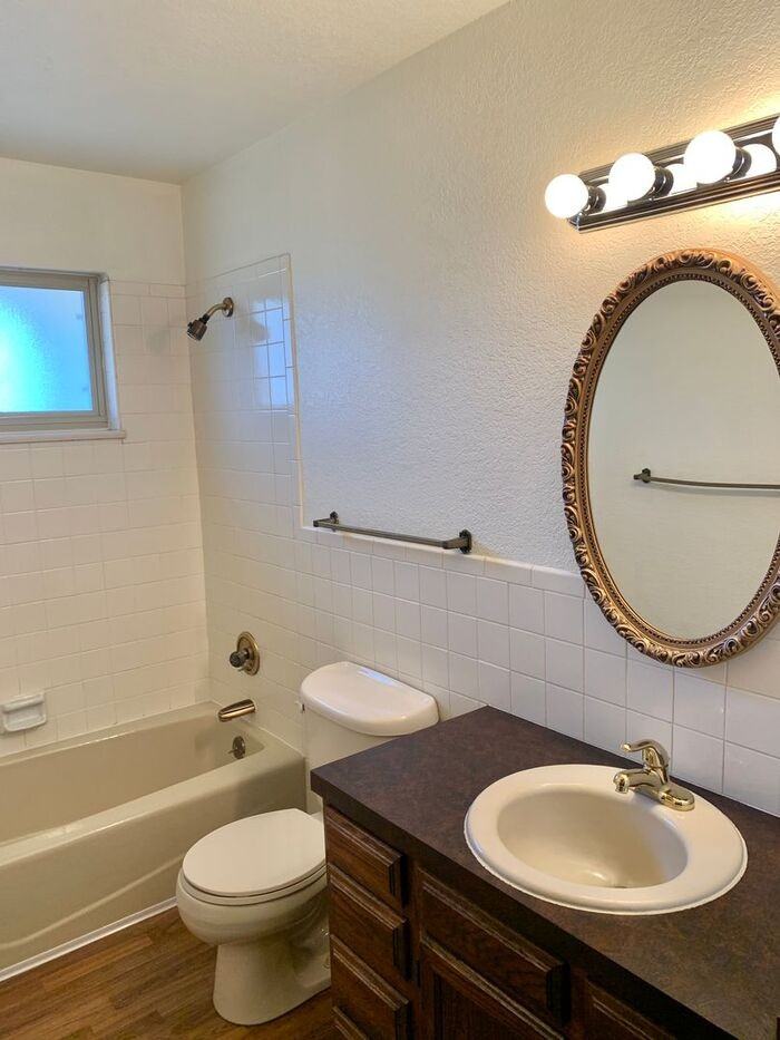 2910 14th Avenue Ct - Photo 5 of 18