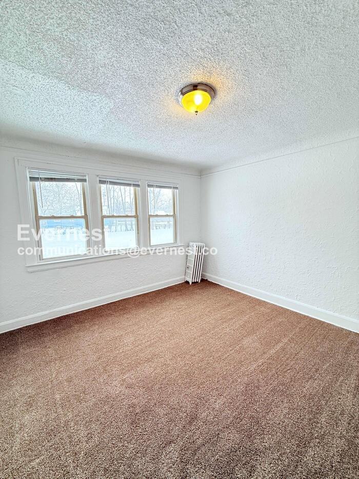 13909 Hartwell St #5 - Photo 7 of 20