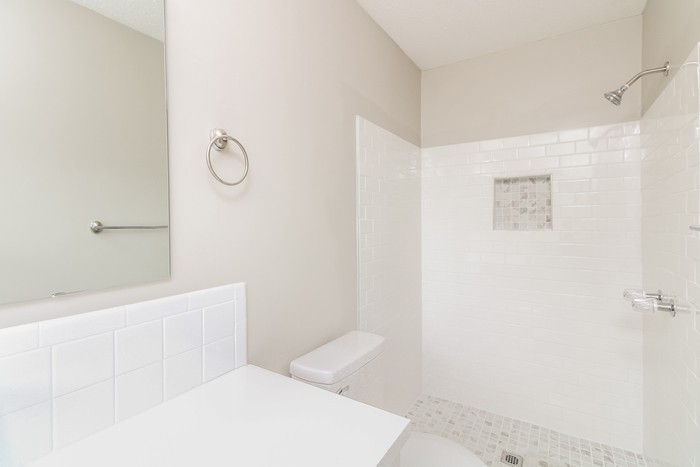 3100 Buckeye Dr - Photo 6 of 11