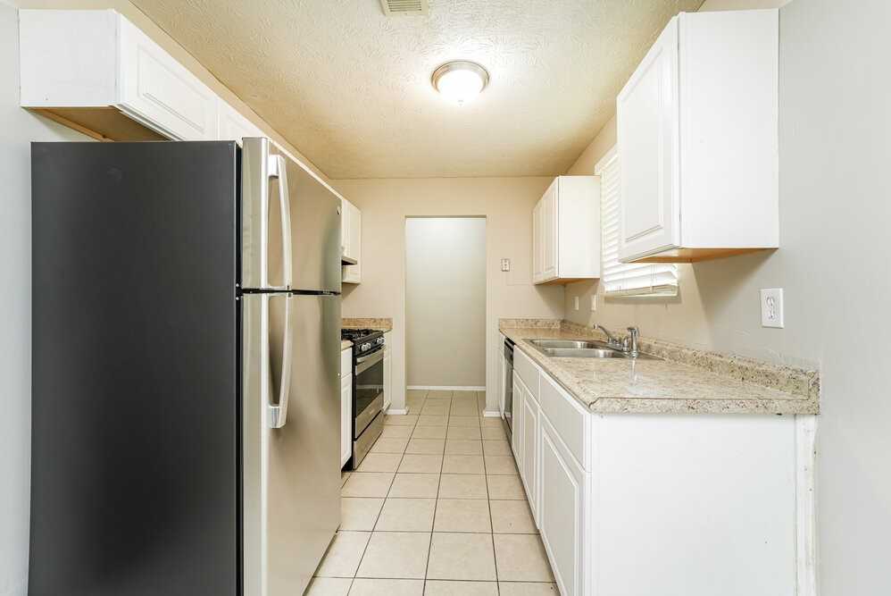 6198 Creekford Dr - Photo 7 of 18