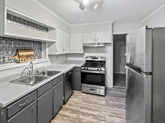 4905 Scenic View Dr - Photo 2 of 24