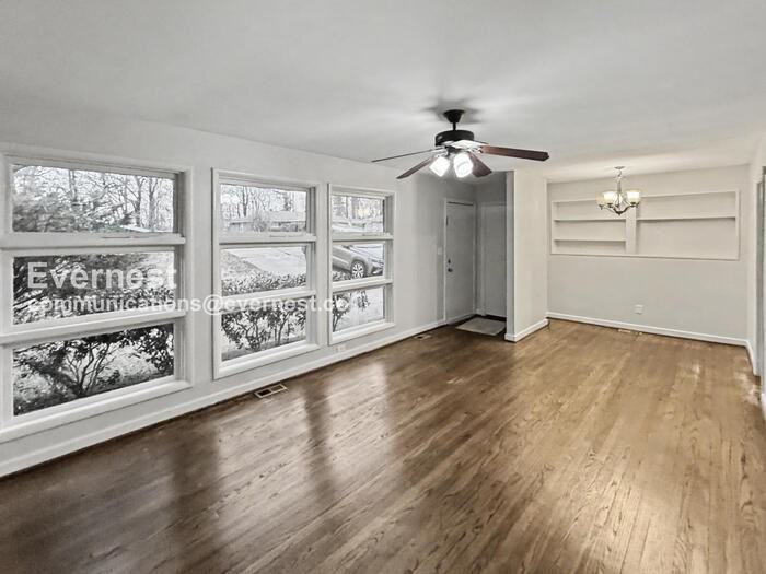 4905 Scenic View Dr - Photo 4 of 24