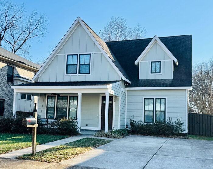 2813 8th Ave Sw - Photo 2 of 2