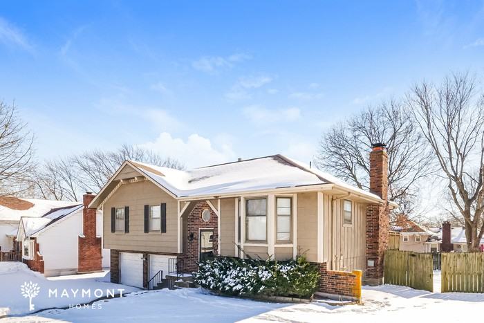 505 Dover Ct - Photo 2 of 3