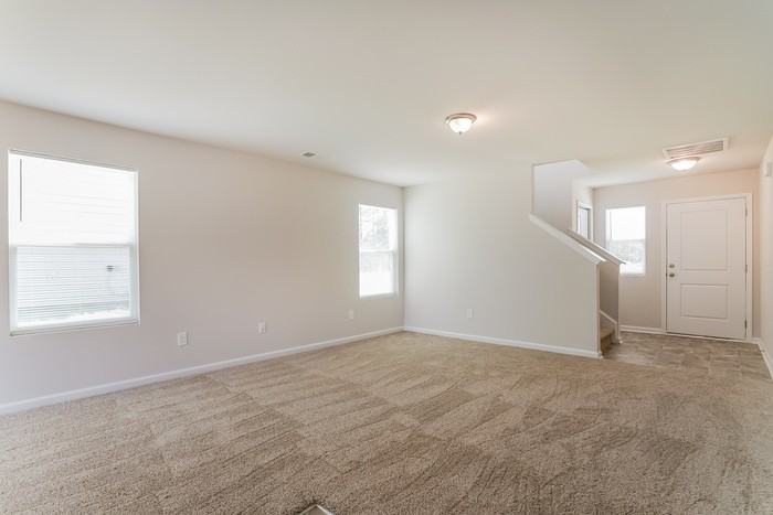 108 Foxford Dr - Photo 5 of 12