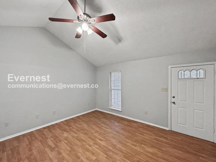 6572 Rosewood Dr - Photo 5 of 15