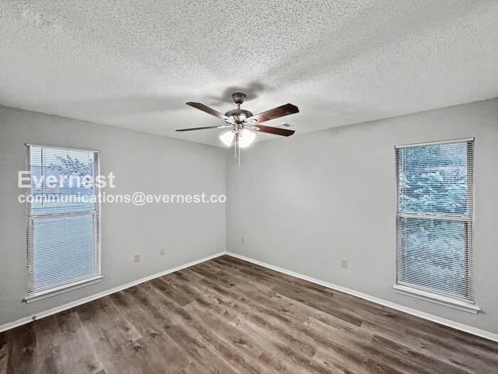 6572 Rosewood Dr - Photo 7 of 15