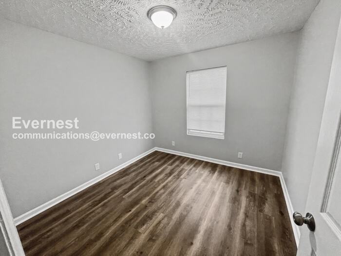 4864 Nina Marie Ave - Photo 7 of 17