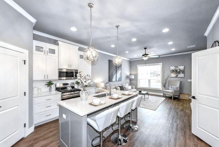 517 E B St #E - Photo 6 of 18