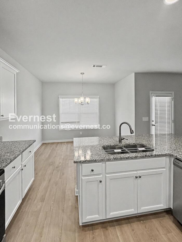 320 Bertha Honey Stewart Dr - Photo 5 of 30