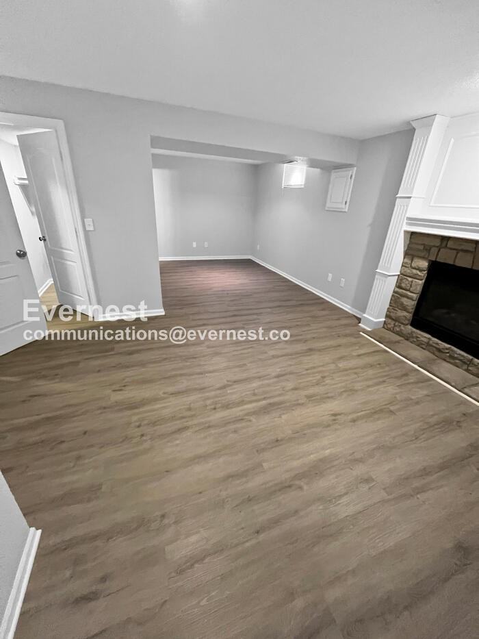 13033 S Cardiff St - Photo 7 of 24