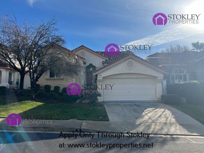 2133 Bluerock Cir - Photo 2 of 28