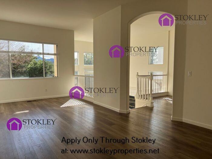 2133 Bluerock Cir - Photo 5 of 28