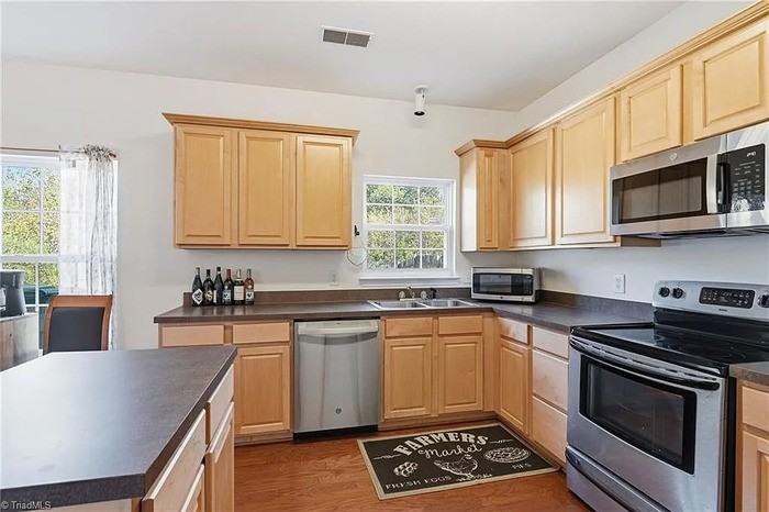 2136 Burton Run Rd - Photo 6 of 31