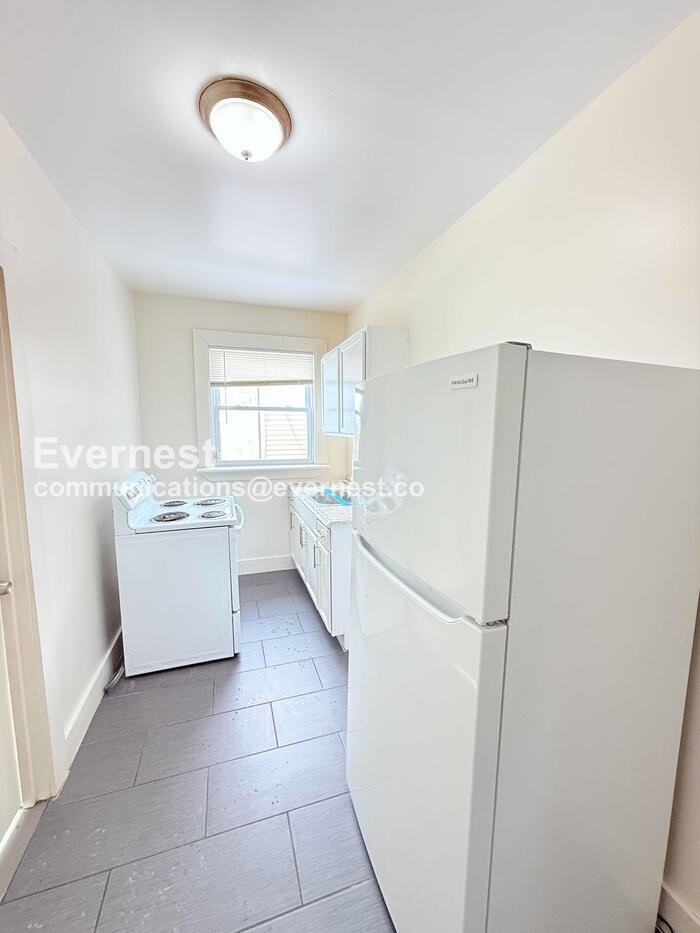 2541 Monterey St #1 - Photo 2 of 29