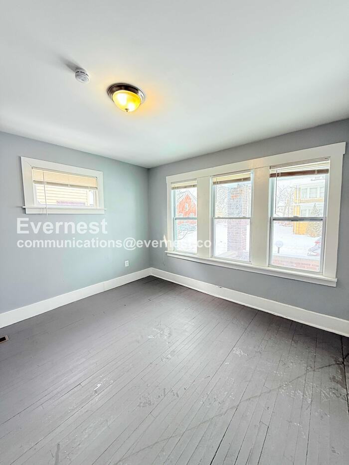 2541 Monterey St #1 - Photo 7 of 29