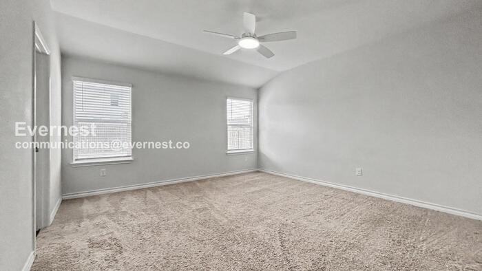 6403 Kingsley Edge - Photo 7 of 20