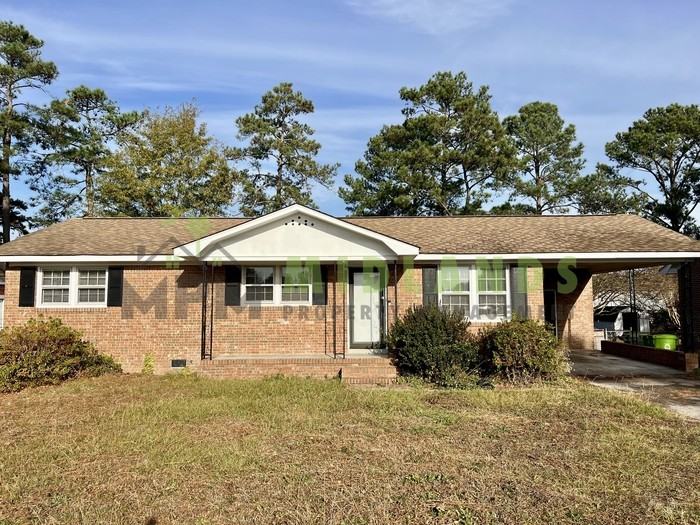 1217 Faraway Dr - Photo 4 of 41