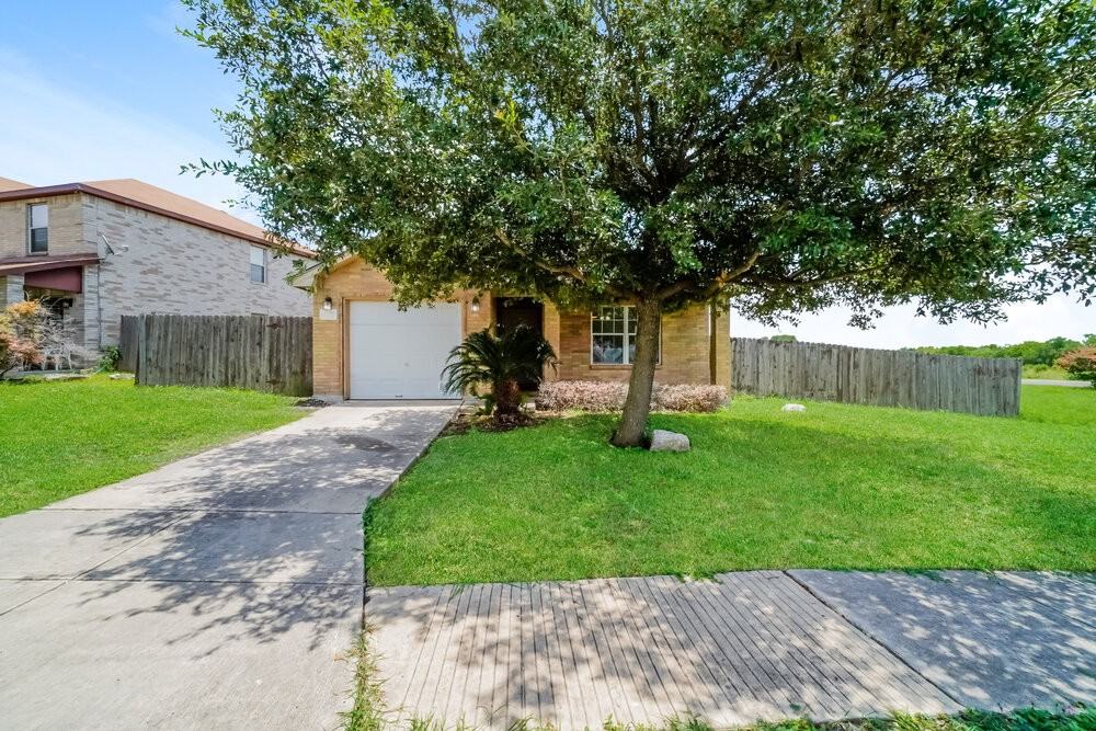 8007 Heights Vly - Photo 2 of 25