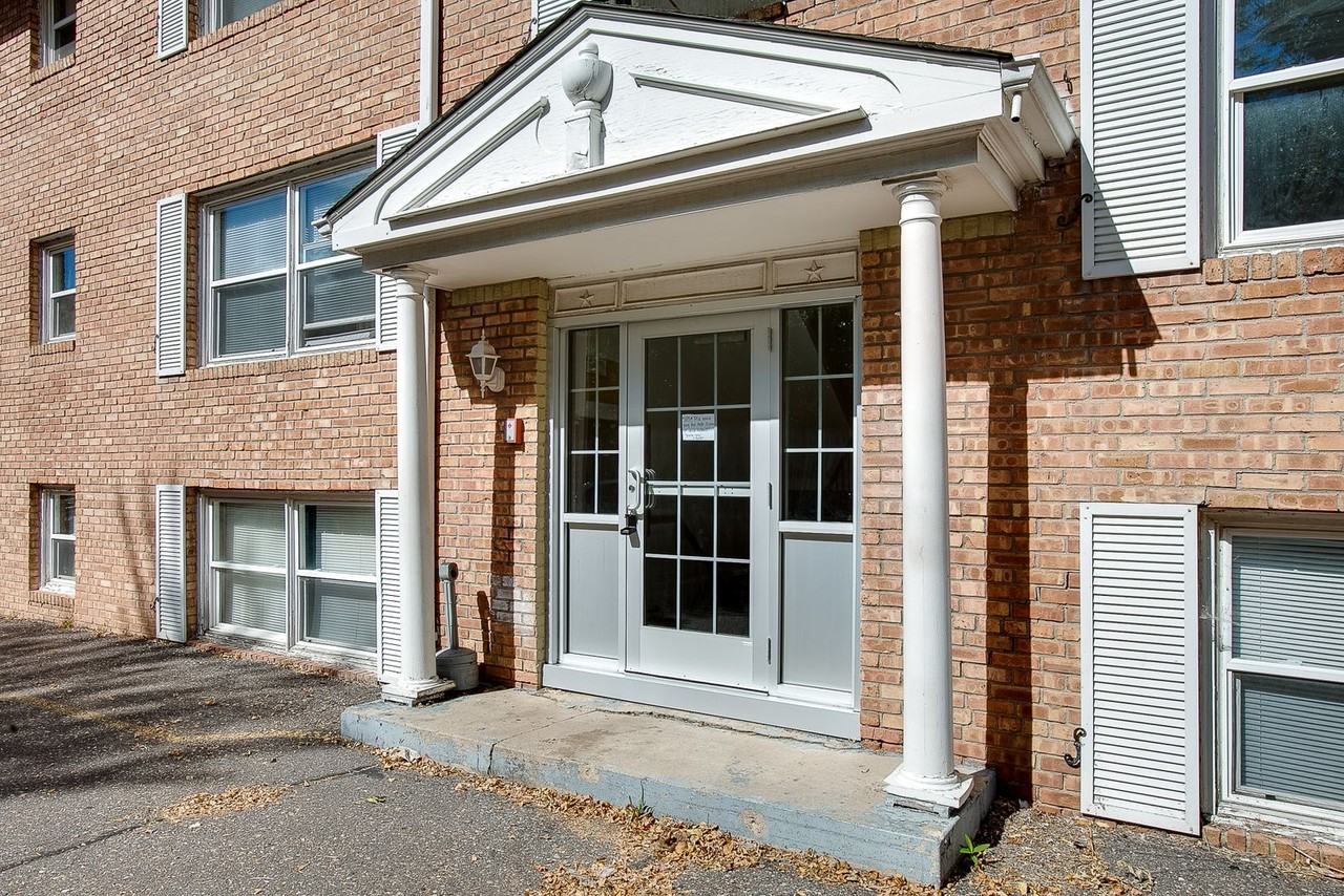 8400 Minnetonka Blvd