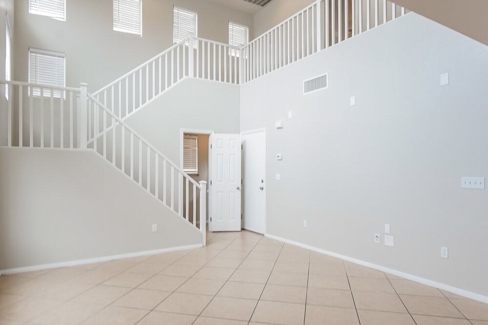 8133 Ribbon Falls St - Photo 5 of 15