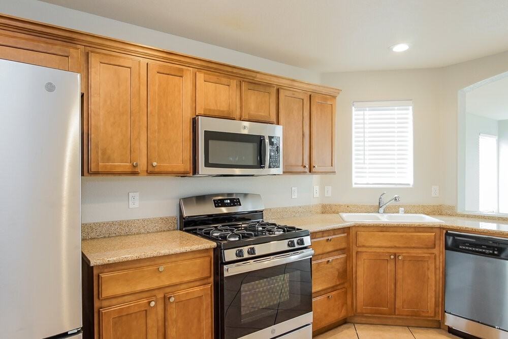 8133 Ribbon Falls St - Photo 7 of 15