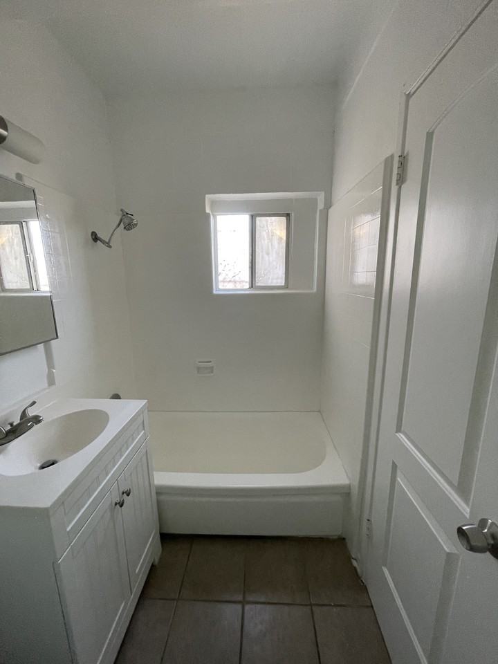 44536 1/2 Date Ave - Photo 5 of 6