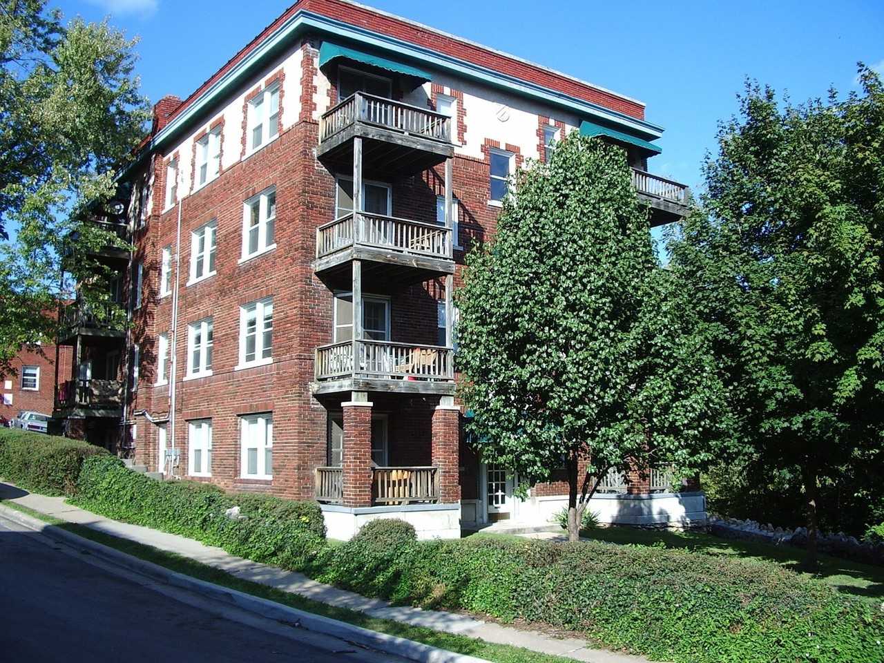 Rock Crest - Photo 2 of 2