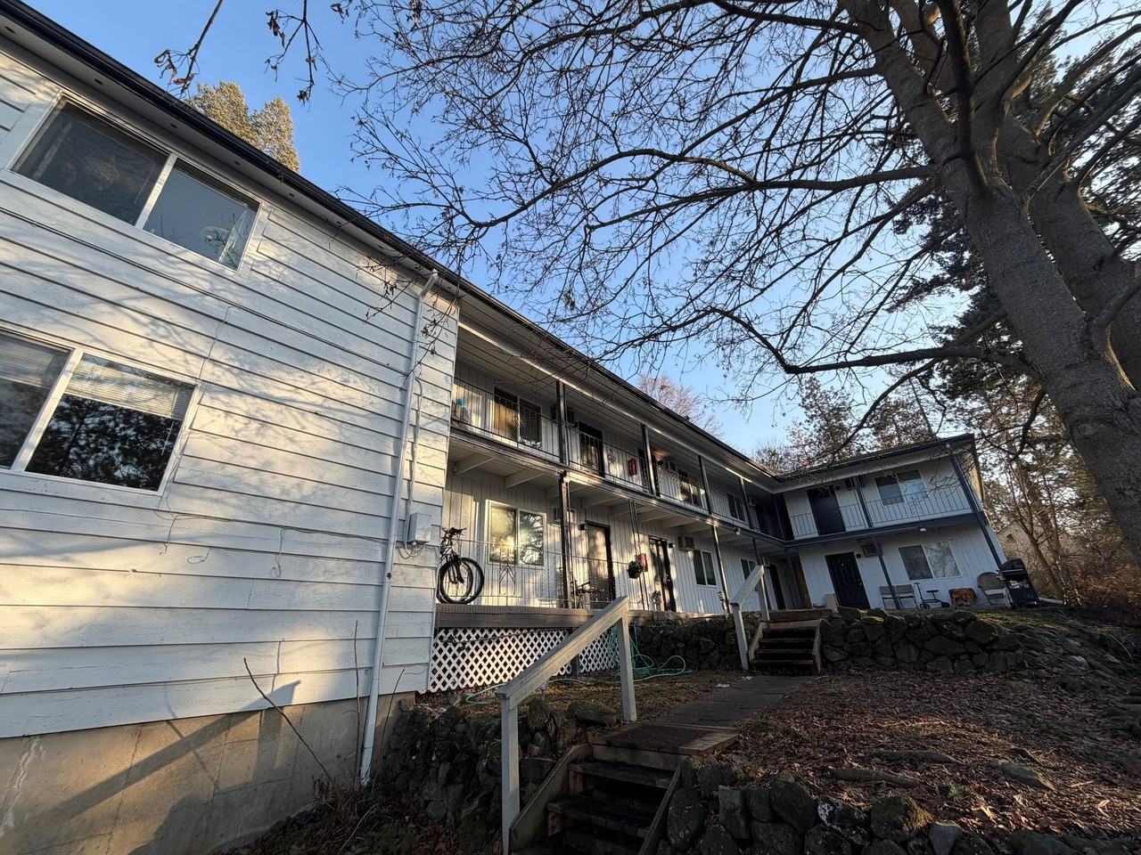 1104 West 7th Avenue Apartments - Photo 4 of 12