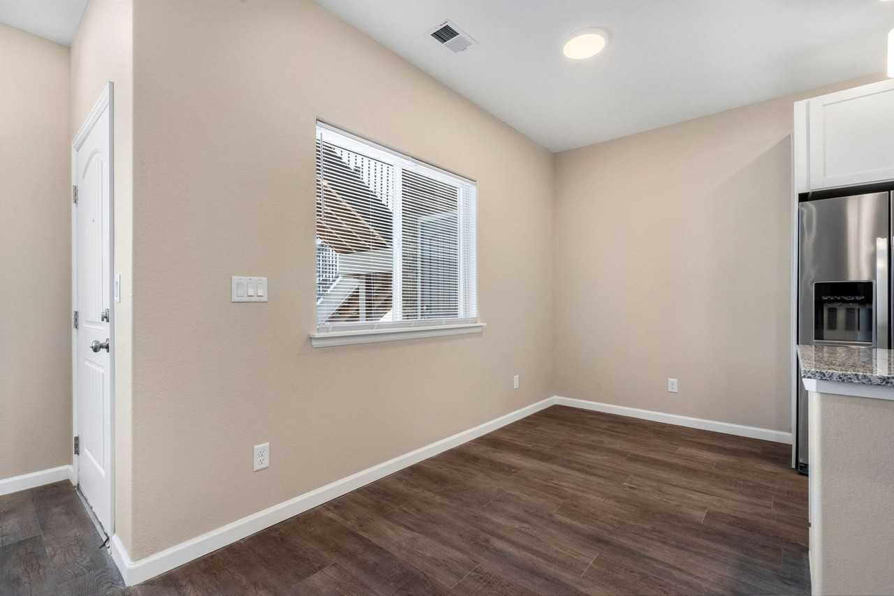 5216 Boulder Court201 #201 - Photo 6 of 42