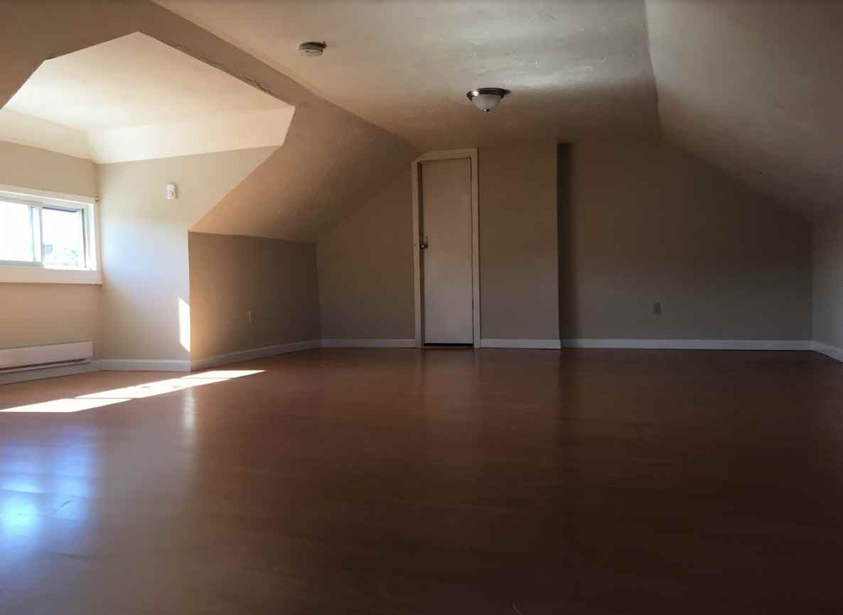 295 Washington St #295 - Photo 5 of 24