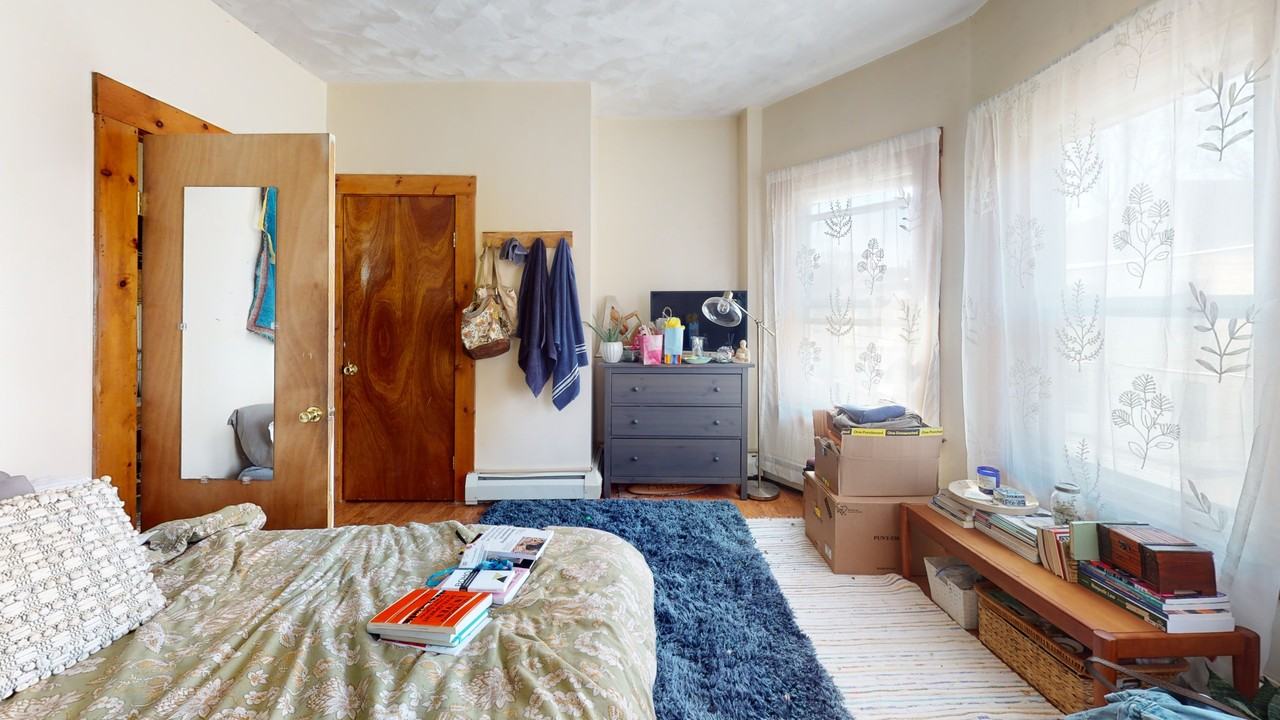 40 Mozart St #3 - Photo 3 of 15