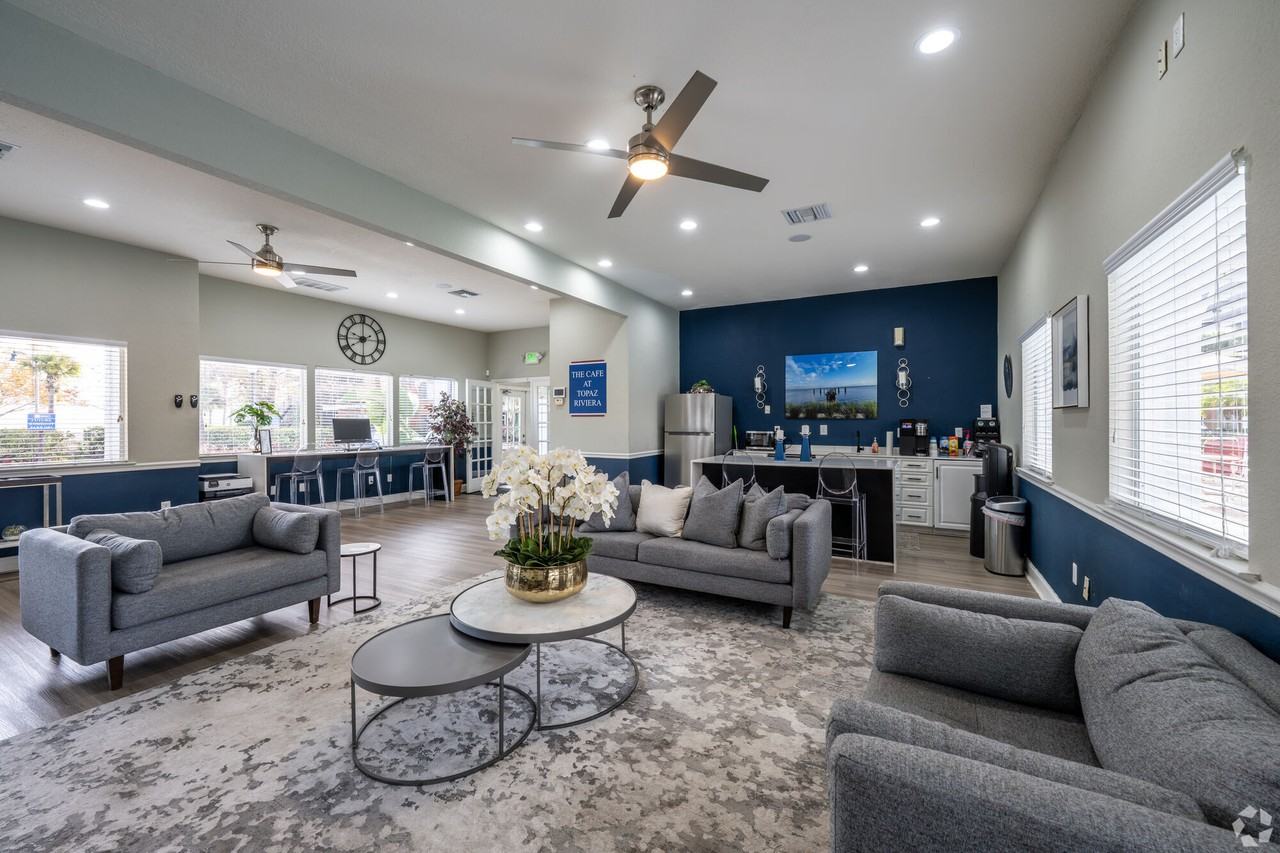 Topaz Riviera - Photo 2 of 31