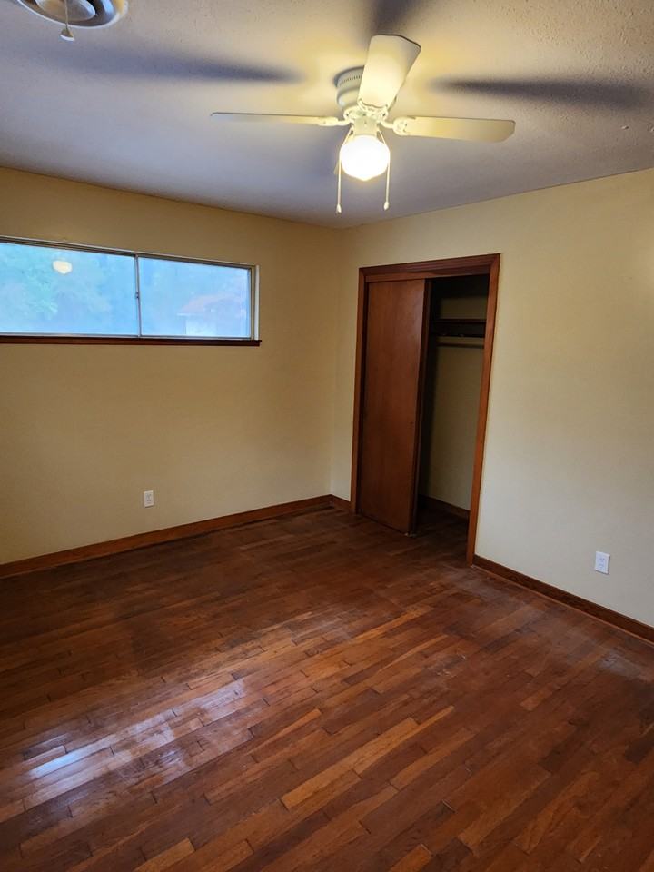 729 Heather Ln #1 - Photo 4 of 10