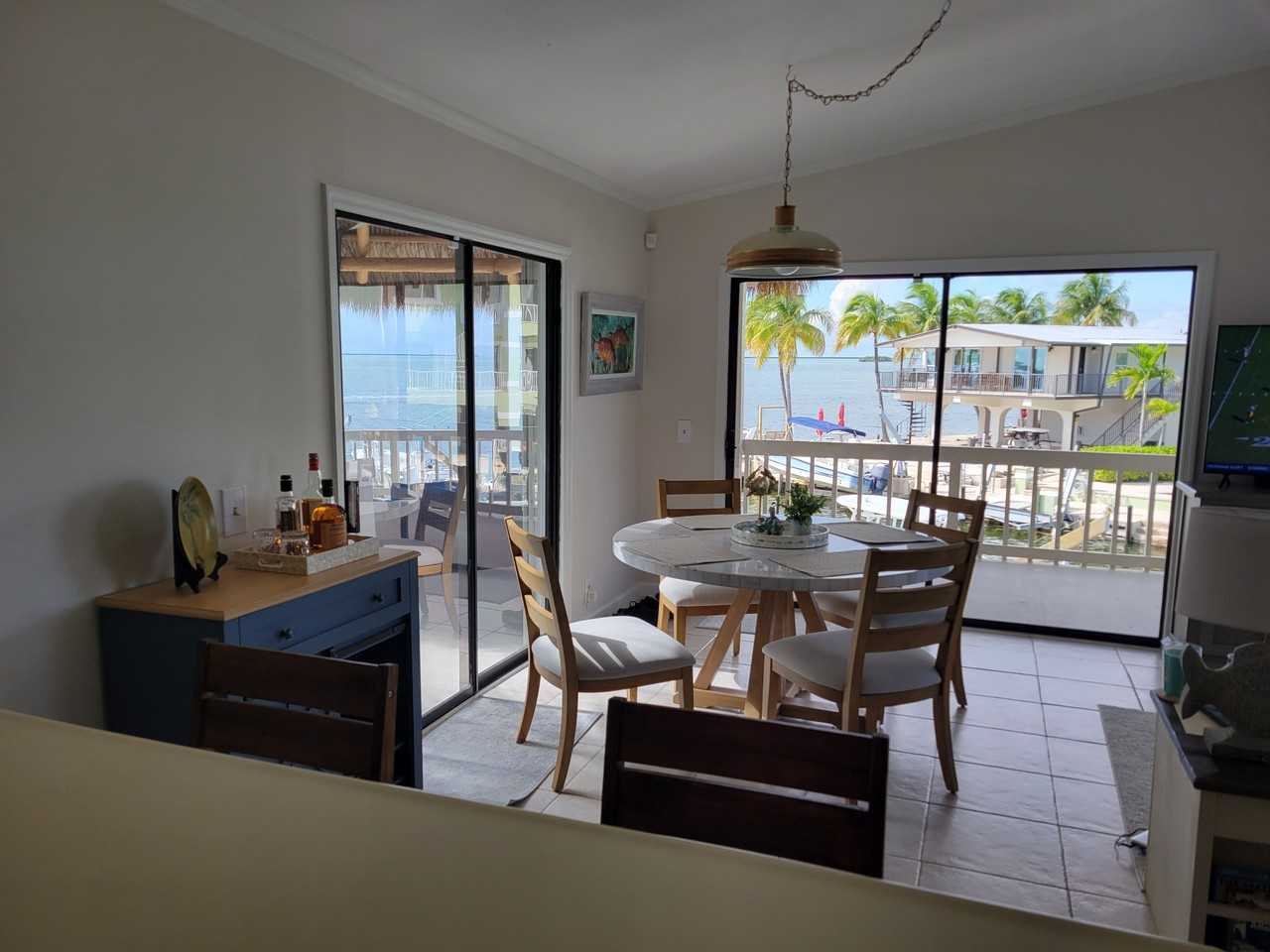 222 Bristol Ct #NA - Photo 4 of 23