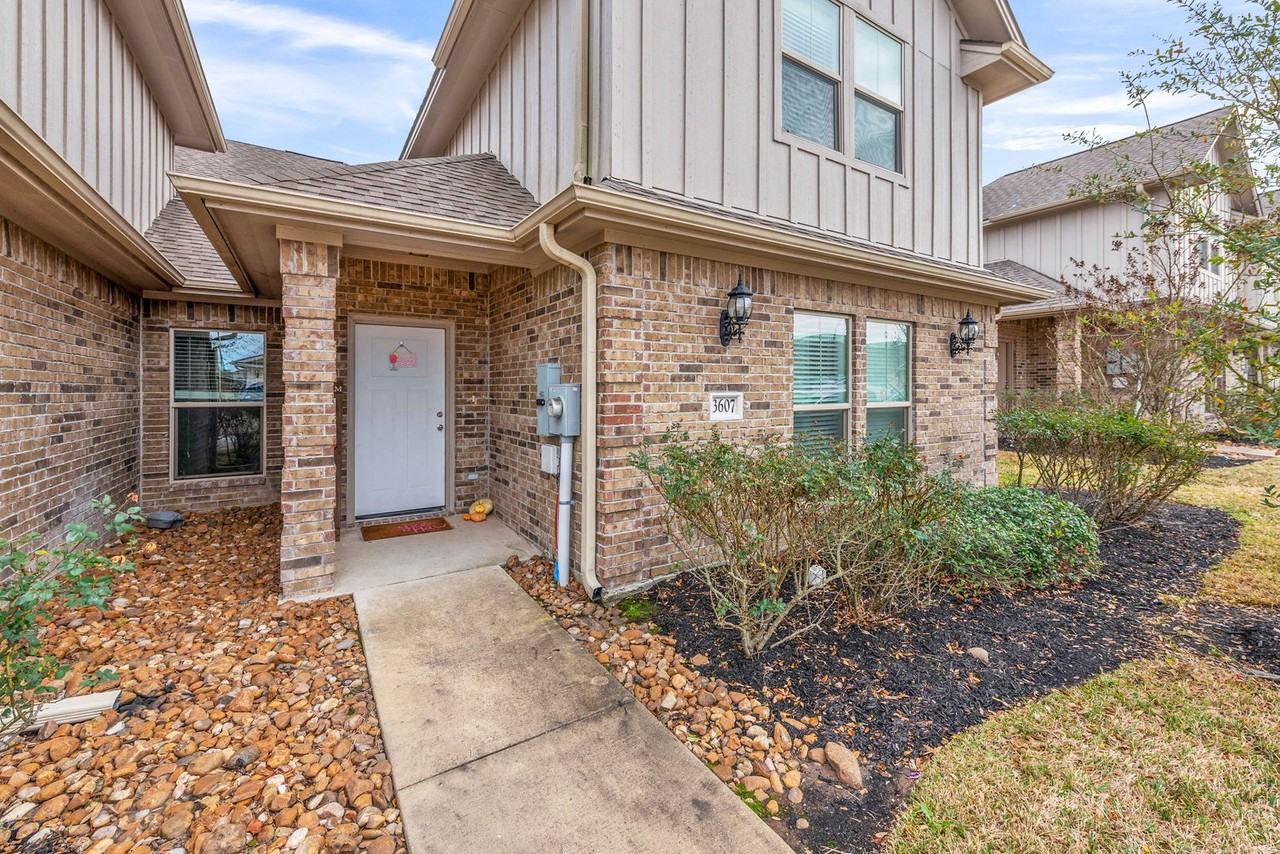 3630 Kenyon Dr - Photo 2 of 25