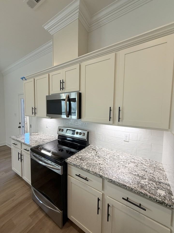 24057 Quints Dr #1 - Photo 6 of 36