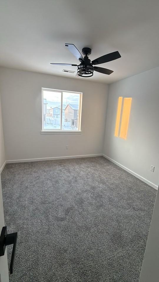 13717 Kristina St - Photo 6 of 12